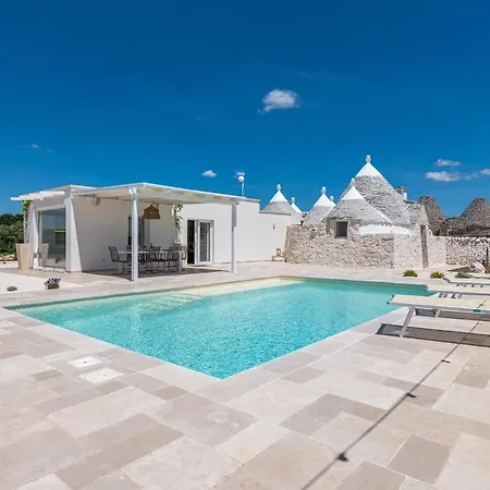 וילה The Trulli Collection *